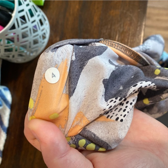 Lululemon Om Pant Mini Art Pop white Multi/ slate - Picture 10 of 10